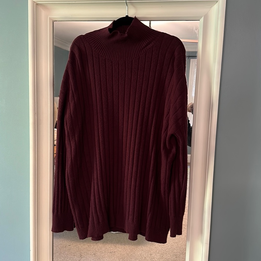 Nordstrom Women’s Sweater XL Burgundy color. Worn twice